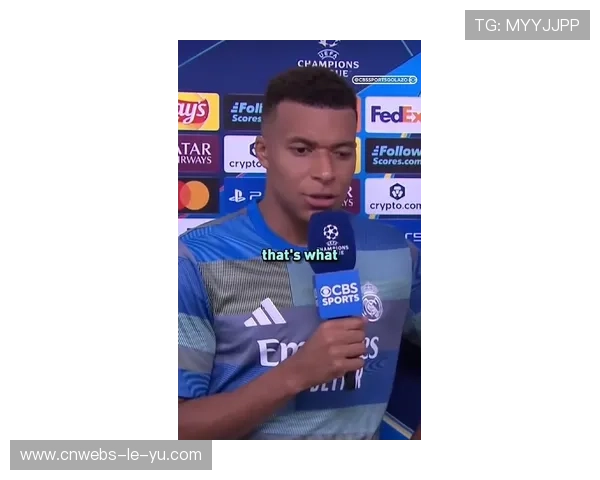 巴黎更衣室庆祝姆巴佩荣获金球奖画面曝光引发热议球迷纷纷点赞