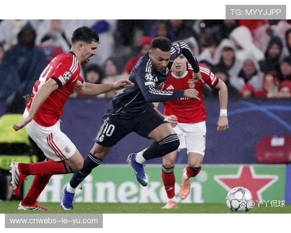 本菲卡主场迎战皇马，穆式稳守战术能否锁住拉锯节奏