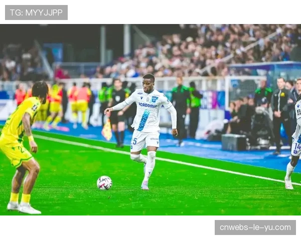 欧塞尔对阵南特，保级区六分战决定两队命运